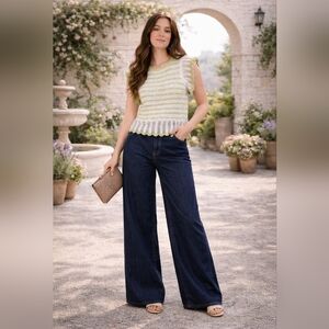 Very J Crochet Knit Top | Sage & Cream | NWT ~Size Medium